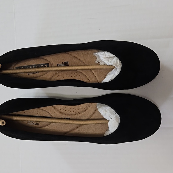 Clarks Soft Cushion Collection Black Suede Women's Heels. NEW! - Picture 9 of 9